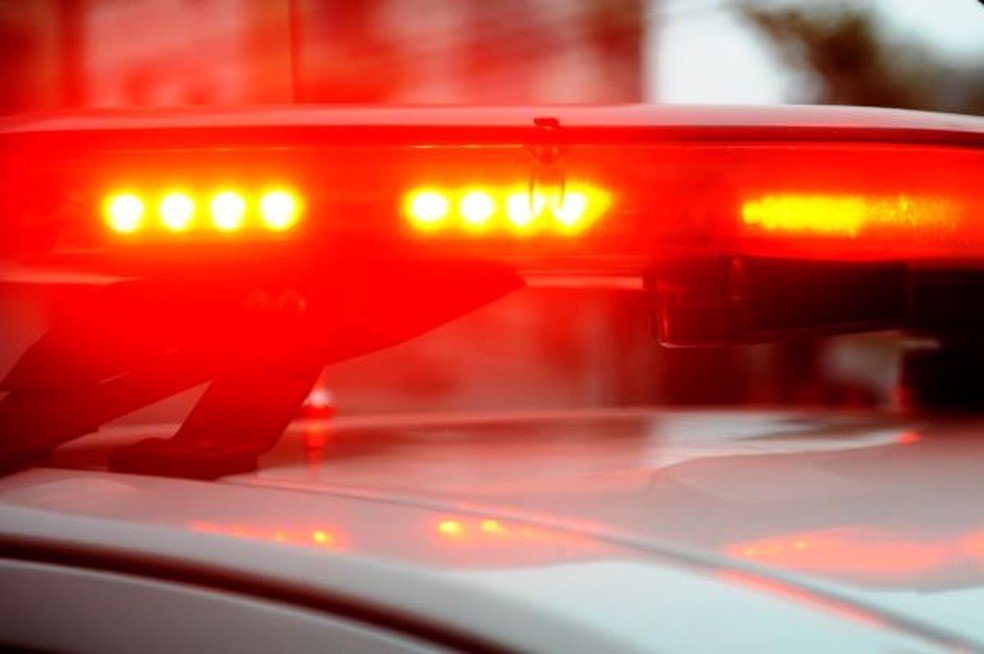 viatura-policial #Pracegover foto: na imagem há o giroflex da PM