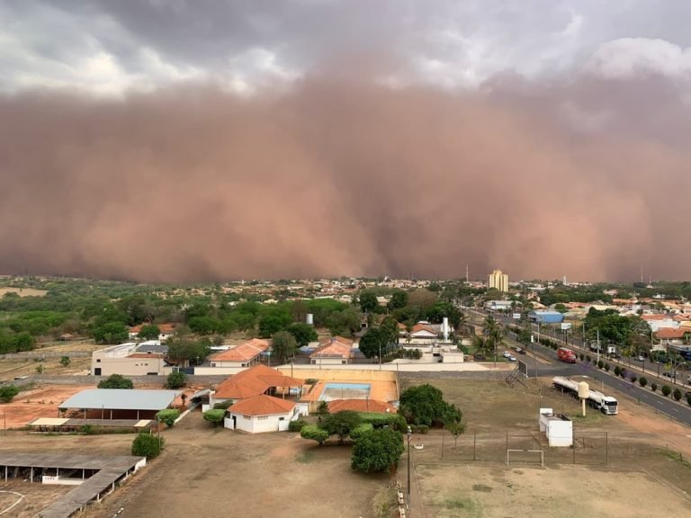 Nuvem de poeira chegará ao litoral do Rio Grande do Sul nas próximas horas