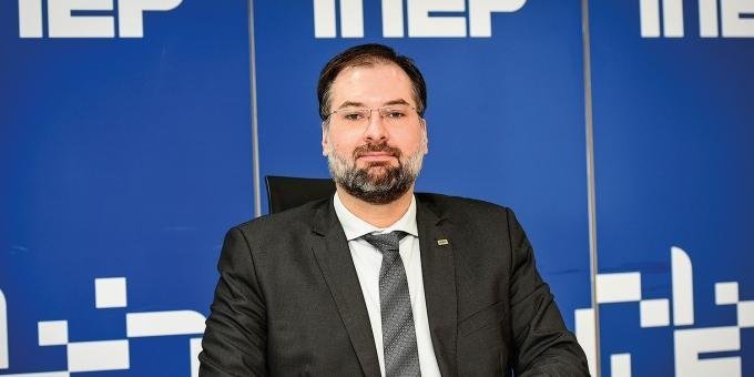 inep