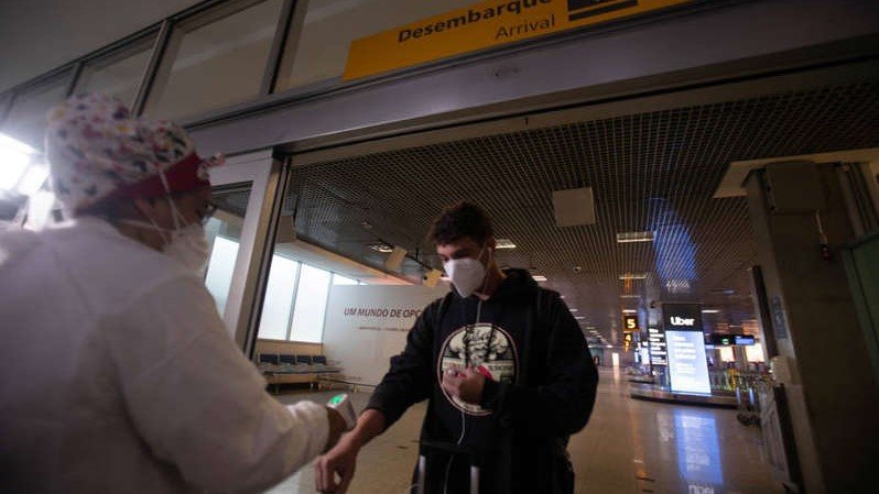 Qual o risco da quarta onda de Covid na Europa chegar ao Brasil