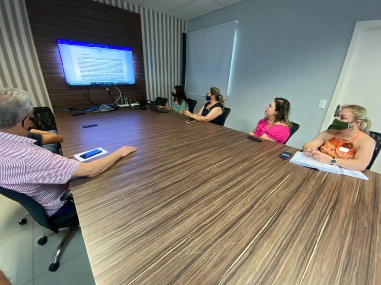 Rede municipal de ensino de Imbituba implantará ensino integral em 2022