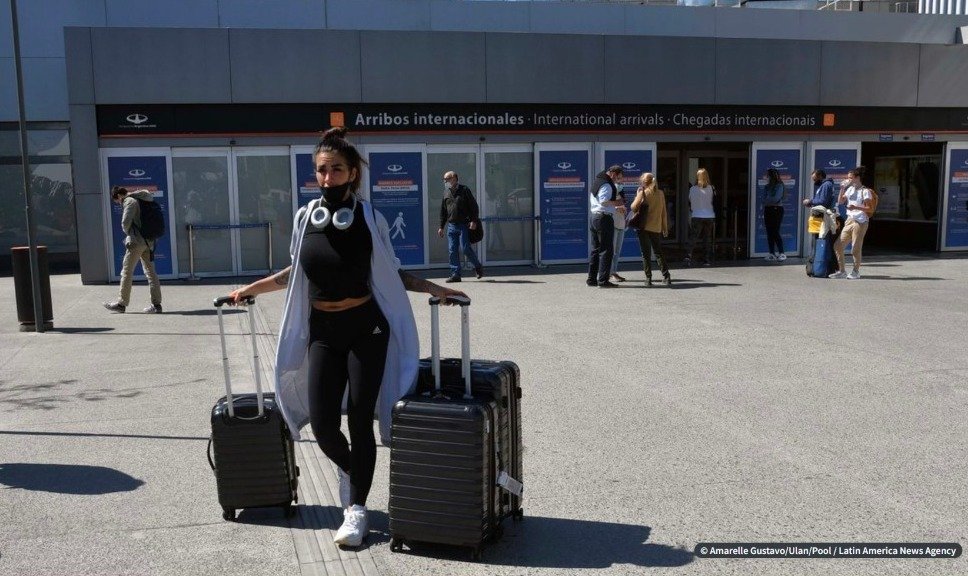 Argentina detecta primeiro caso da variante Ômicron