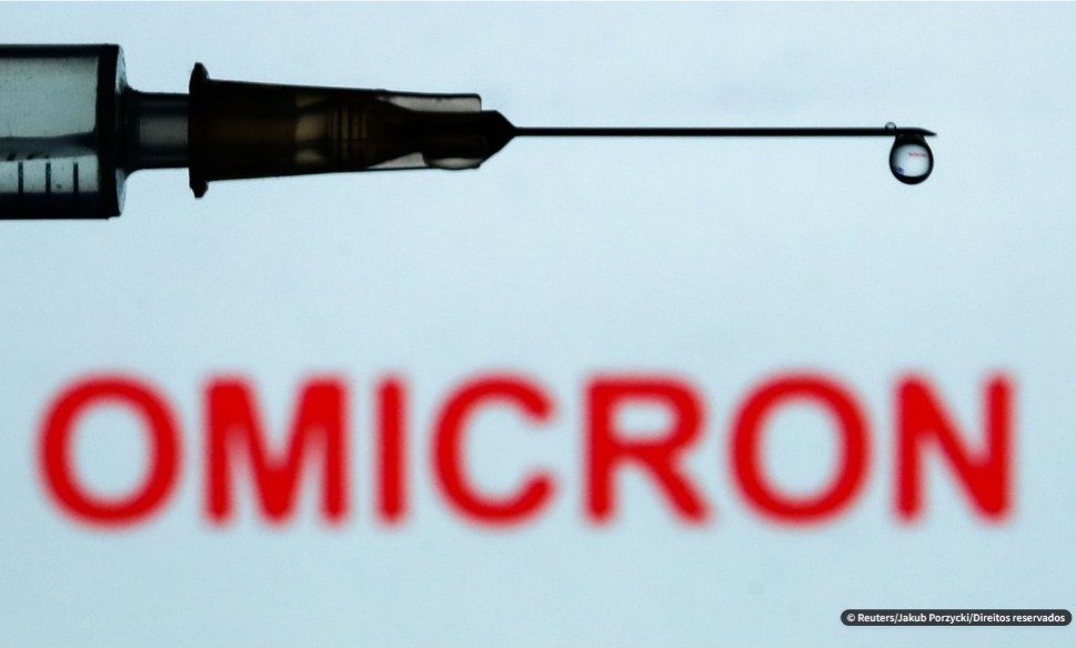 Disseminação global da Ômicron leva a novos lockdowns