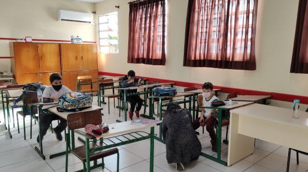 Governo de SC investe R$ 20 milhões em aparelhos de ar condicionado para salas de aula