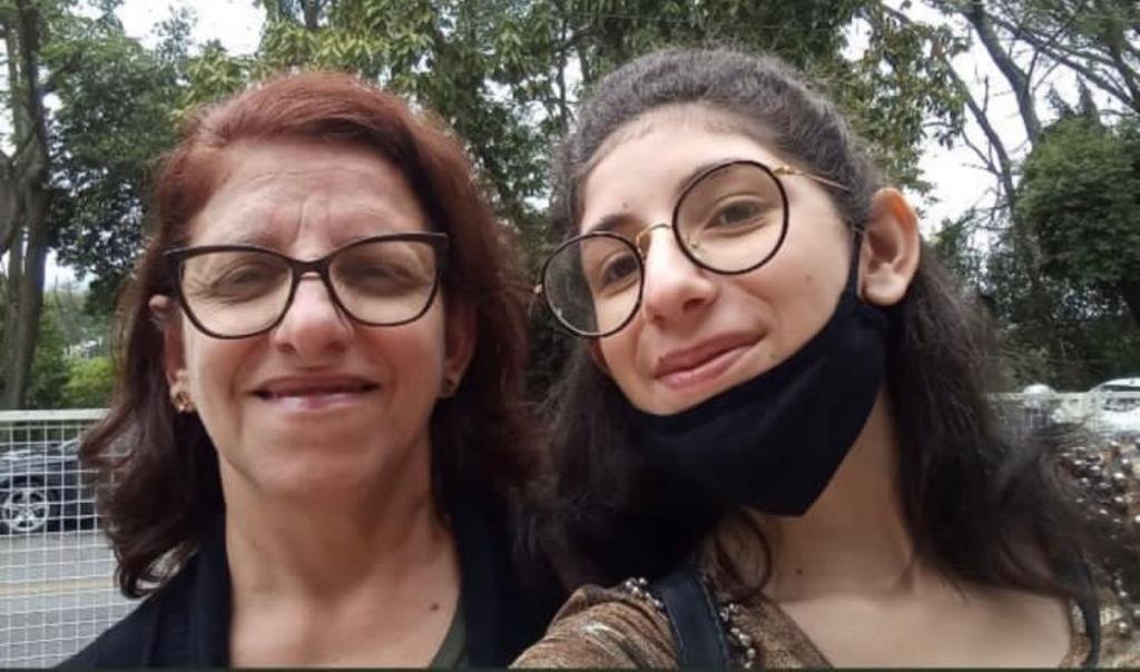 Mae e filha