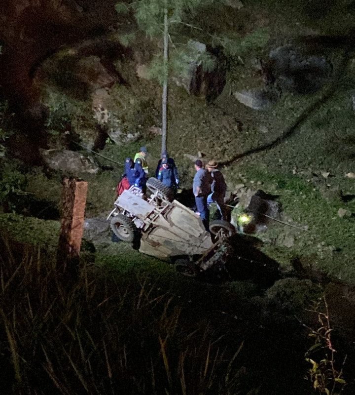 Duas pessoas ficam feridas em capotamento em São Ludgero