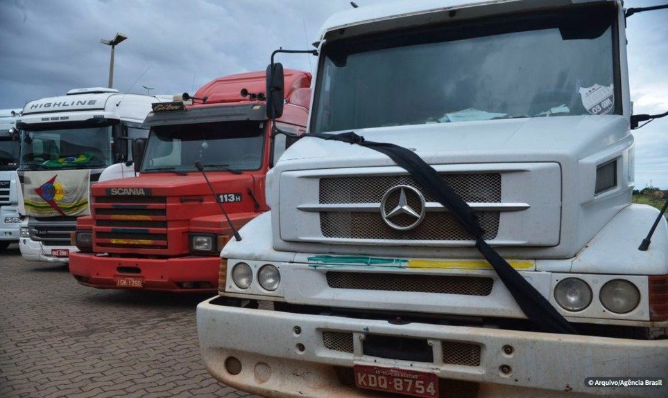 Termina amanhã (29) prazo de autodeclaração para auxílio caminhoneiro