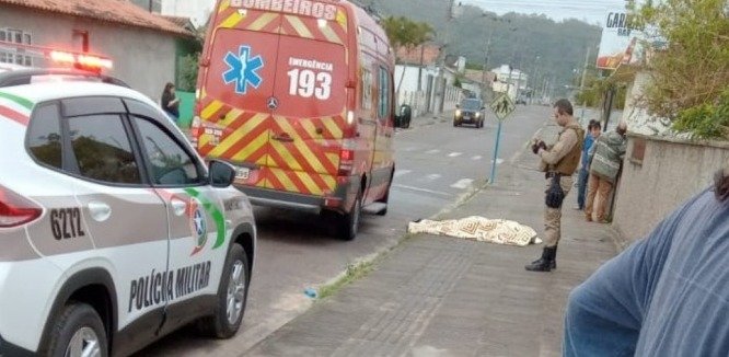Homem é encontrado morto em Capivari de Baixo