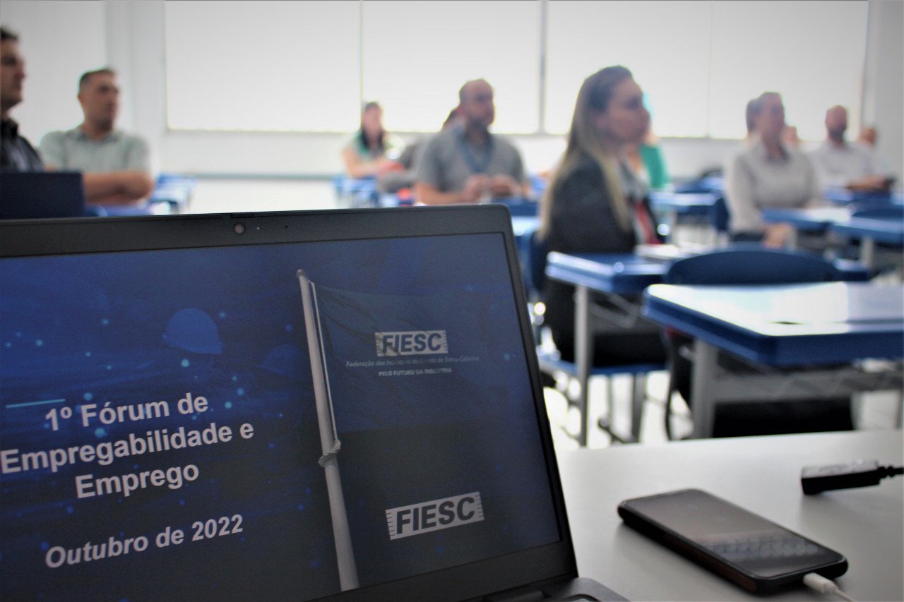 Assunto Prefeitura, Senai, Sebrae, Senac, Univinte e empresários apontam potencial crescimento de Capivari de Baixo