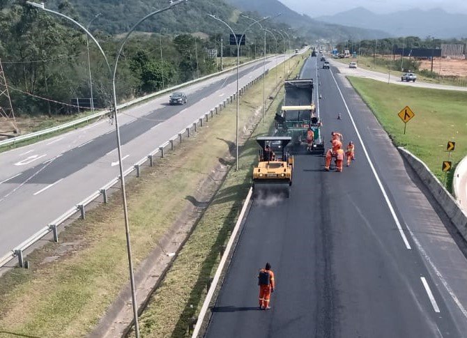 Interdições de faixas podem ser necessárias por conta de obras na BR-101