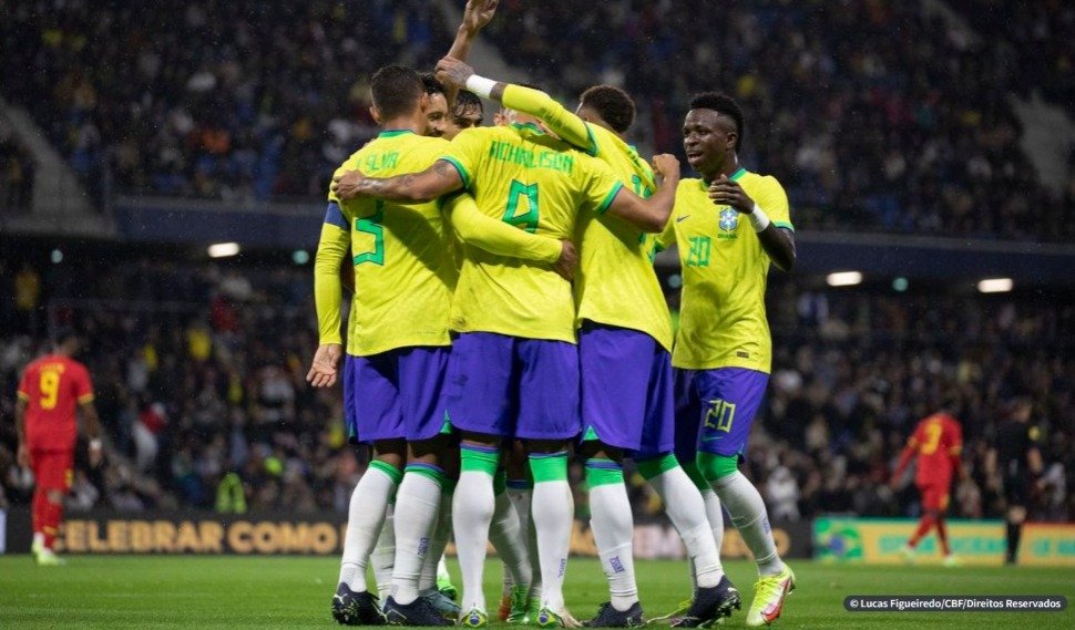 Copa com chances de classificação, Brasil e Suíça duelam pelo Grupo G
