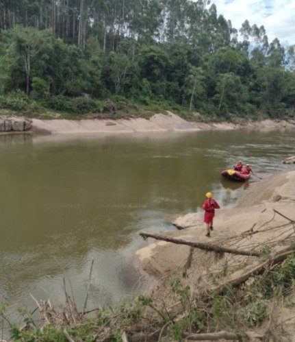 Corpo de segunda vítima, desaparecido no rio Braço do Norte, é encontrado