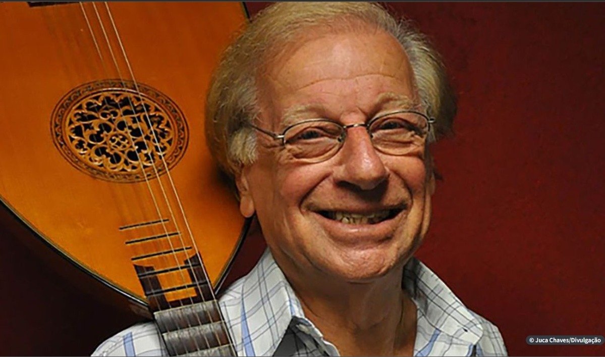 Músico e humorista Juca Chaves morre aos 84 anos em Salvador