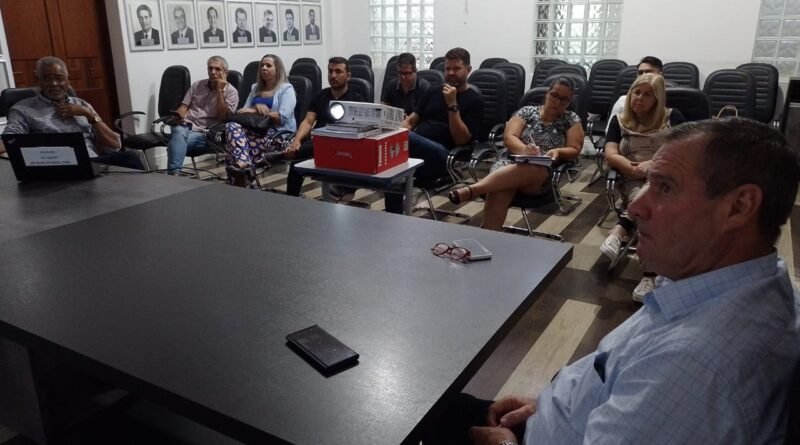 Piso salarial dos professores municipais de Tubarão terá reajuste de 14,95%