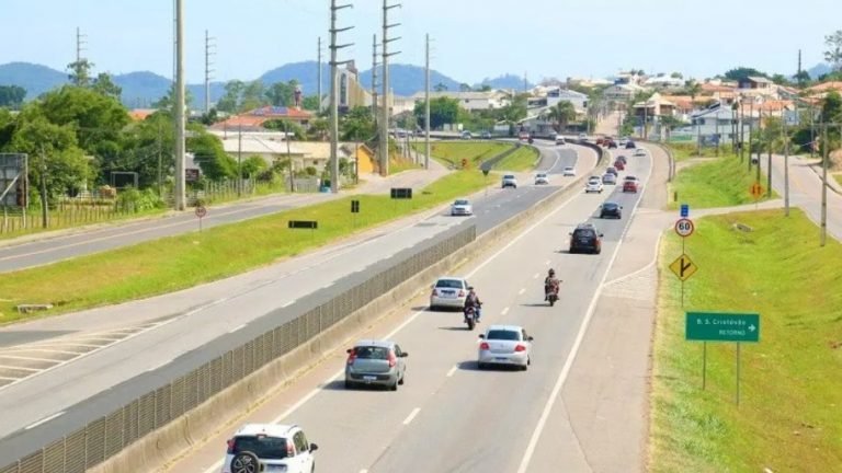Veja os horários com maior fluxo de veículos na BR-101 neste Feriado de Páscoa