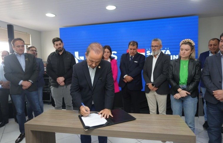 Governador anuncia mais 120 leitos de UTI no SUS em todas as regiões