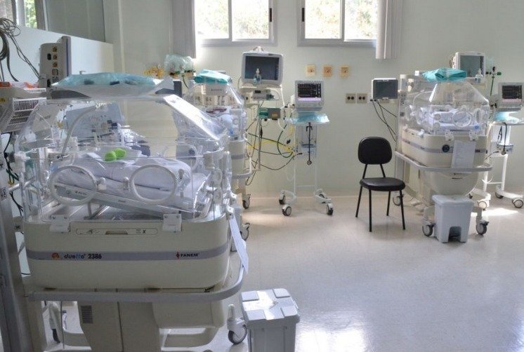 Leitos neonatais do Hospital Regional de São José são duplicados e contrata 48 profissionais para o Infantil