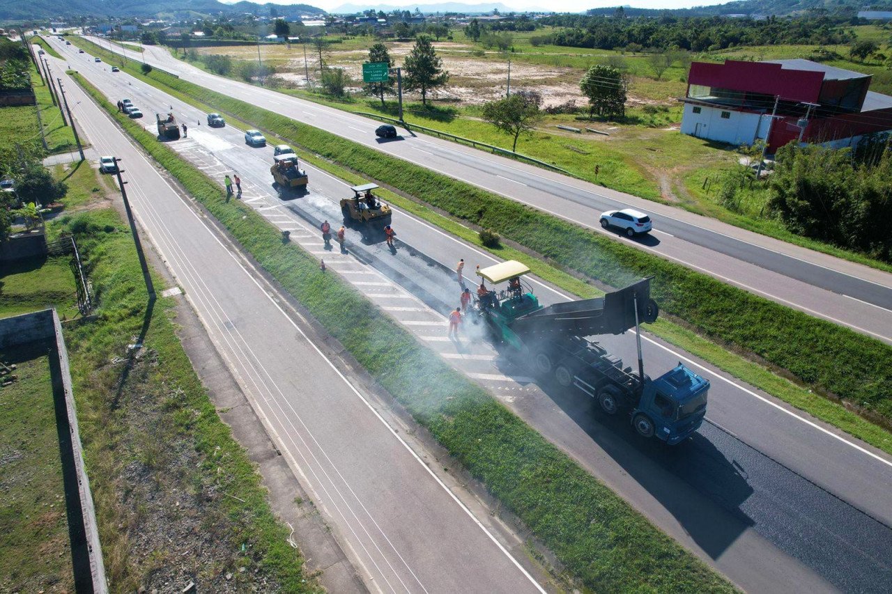 Recuperação de pavimento CCR ViaCosteira (3)