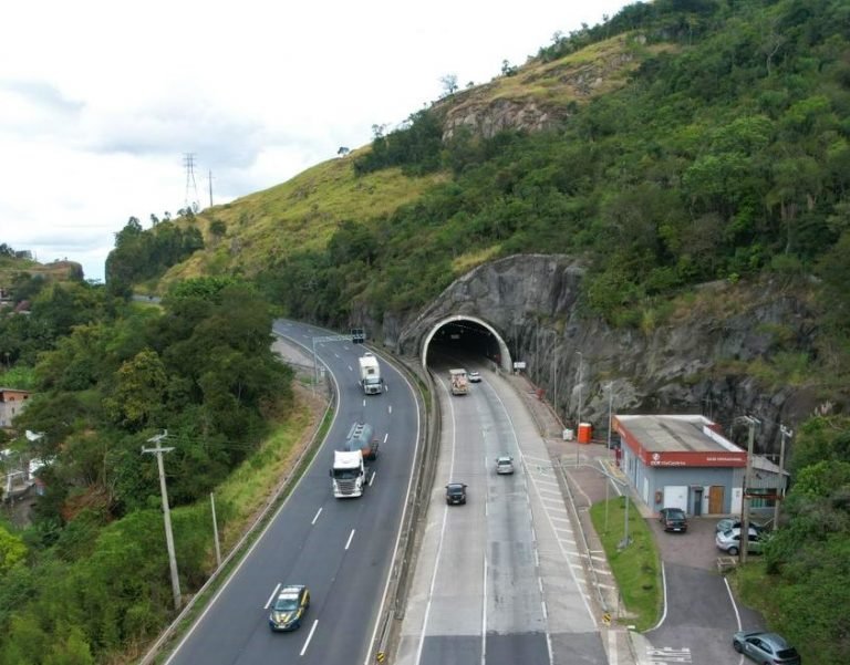 BR-101: restauração de pavimento no trecho sul continua em execução