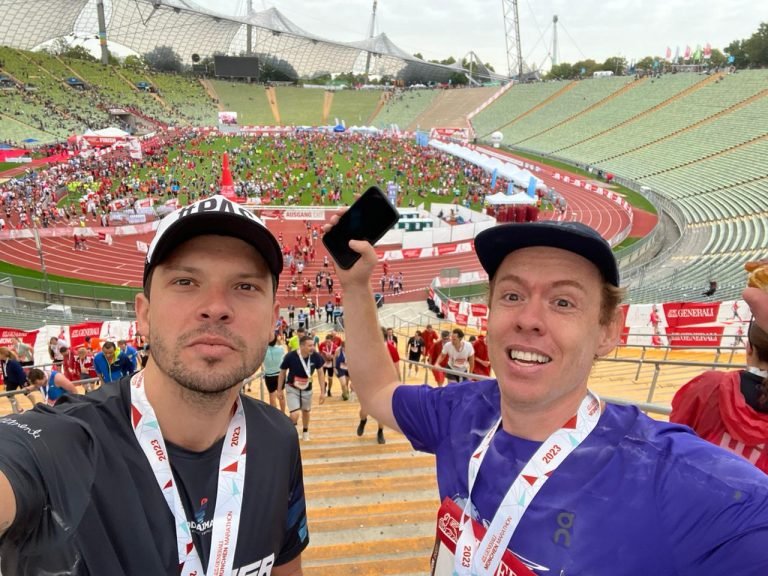 Dois atletas de Tubarão correm a Maratona de Munique, na Alemanha