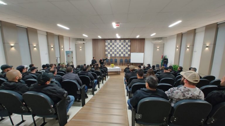 Polícia Civil deflagra Operação “Mercator” e prende 12 envolvidos com tráfico de drogas e armas na Serra