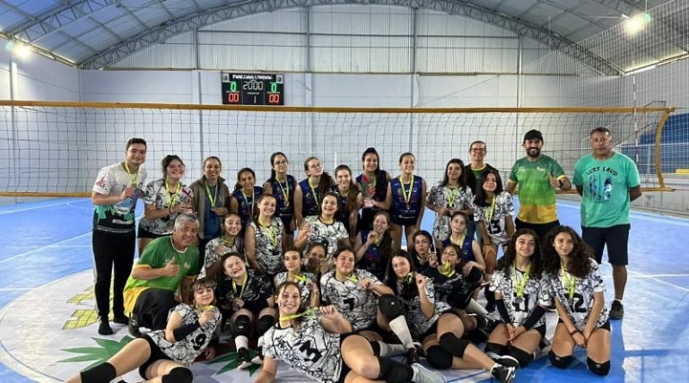 Laguna é vice-campeã da Copa Regional de Voleibol feminino