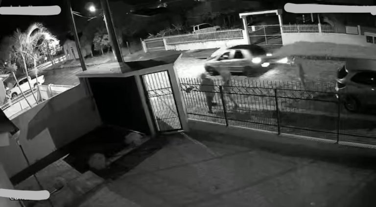 DIC de Araranguá prende dois suspeitos de tentativa de homicídio e captura foragido do sistema prisional