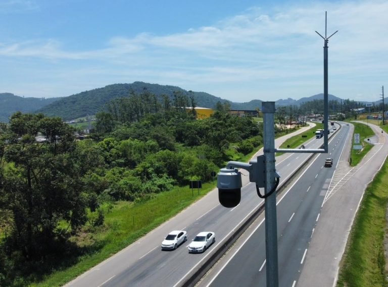 CCR ViaCosteira instala novas câmeras de monitoramento no trecho Sul da BR-101