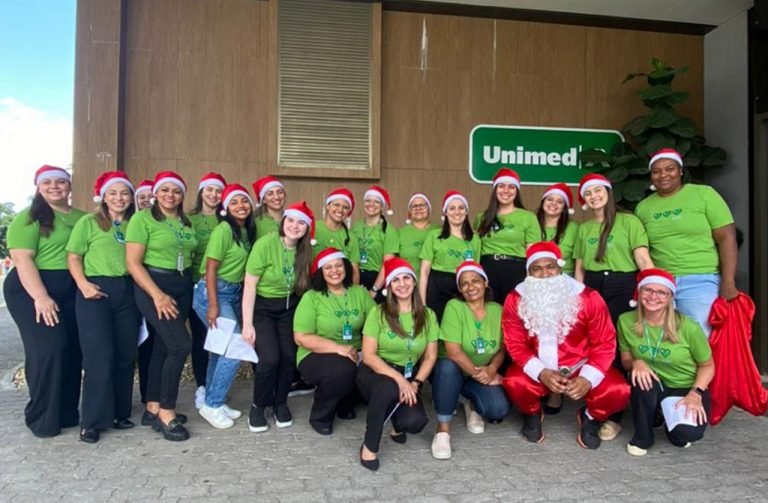 Natal com Emoção: Coral do Hospital Unimed Tubarão Leva Alegria aos Pacientes