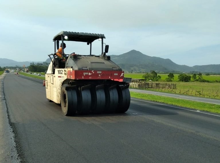CCR ViaCosteira informa cronograma semanal de obras na BR-101 Sul/SC