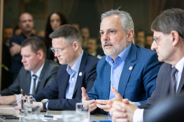 Redução do ICMS para querosene de aviação deve ampliar oferta de voos em SC