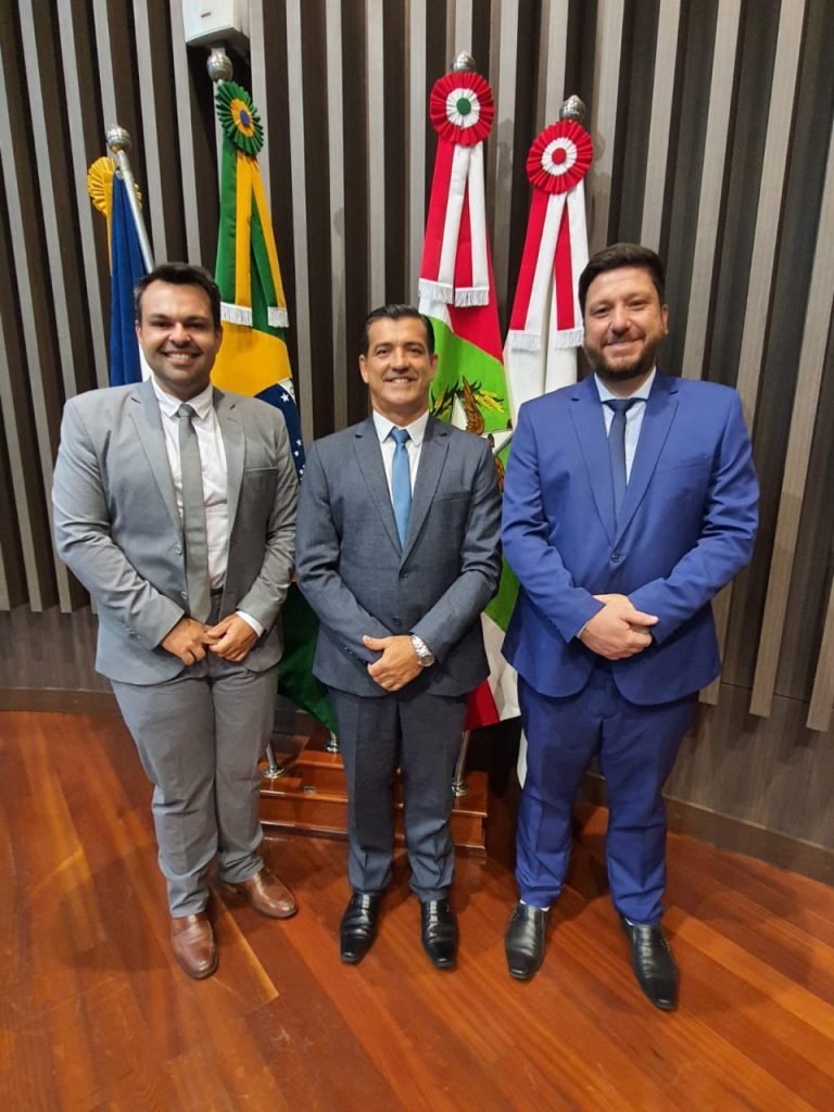 Vereador Marcio Scarsanella, o Tubinho, é o novo presidente da Câmara de Vereadores de Araranguá