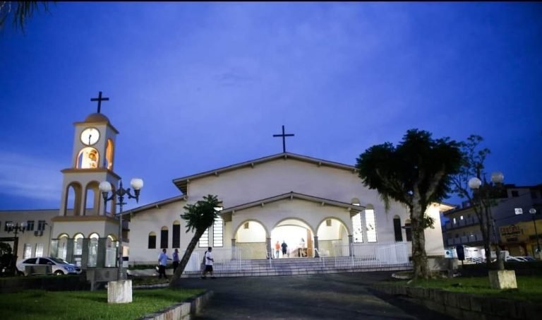Igreja celebra missa com relíquias de Francisco e Jacinta, Santos Pastorinhos de Fátima, em Tubarão
