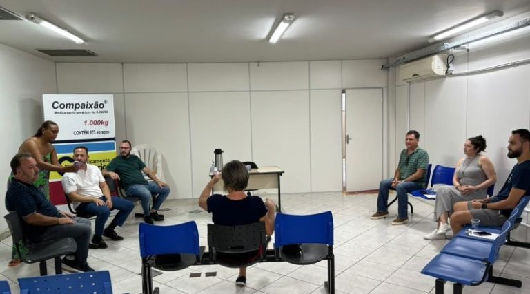 Comissão de moradores do bairro Campestre busca solução para problema de mosquitos