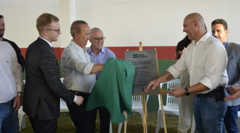Inauguração de anexo no Presídio Regional de Tubarão amplia capacidade para regime semiaberto
