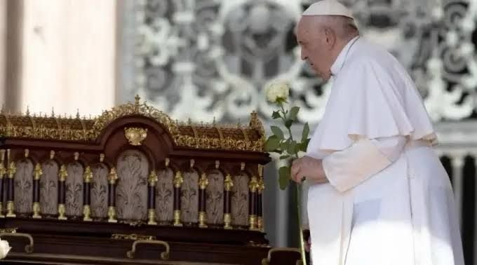 papa relicário
