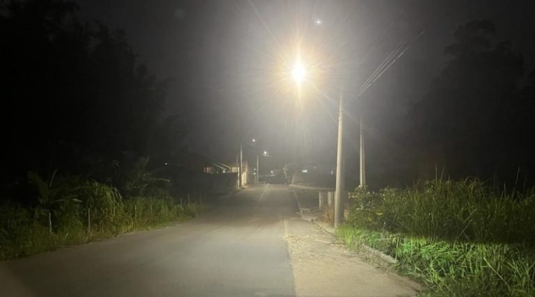 Gerência de iluminação pública de Tubarão finaliza fevereiro com 579 atendimentos