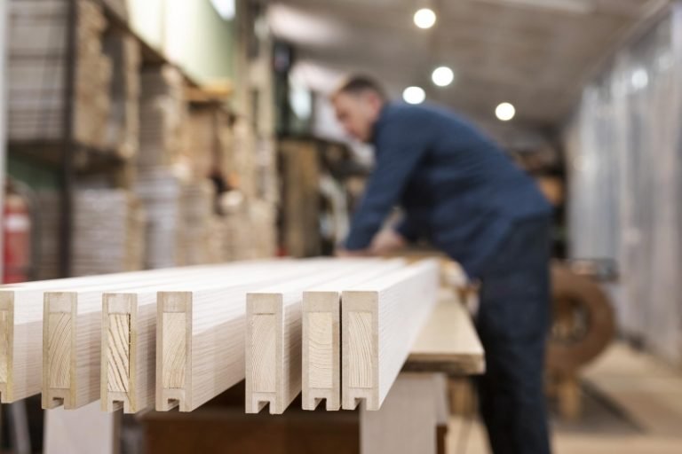 Setor industrial impulsiona criação de empregos em Santa Catarina