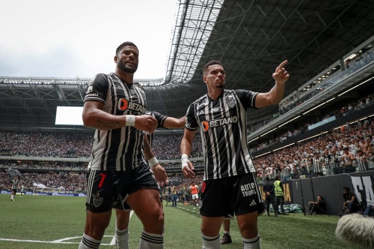 Atlético vira e é pentacampeão mineiro com virada sobre o Cruzeiro