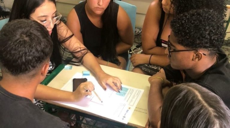 Alunos da Escola Engenheiro Álvaro Catão apresentarão soluções inovadoras para projeto academia de inovação