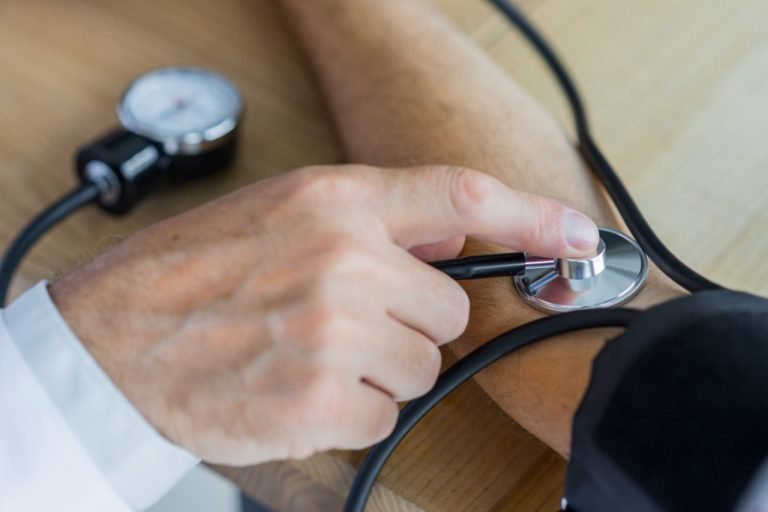 Destaque da conscientização: Mês de prevenção à hipertensão arterial e diabetes