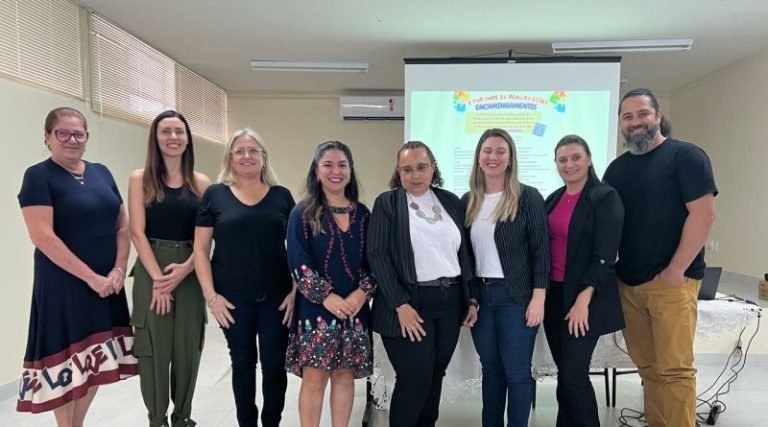 Capacitação promovida para diretores de escolas estaduais visando o apoio a vítimas de violência infantojuvenil