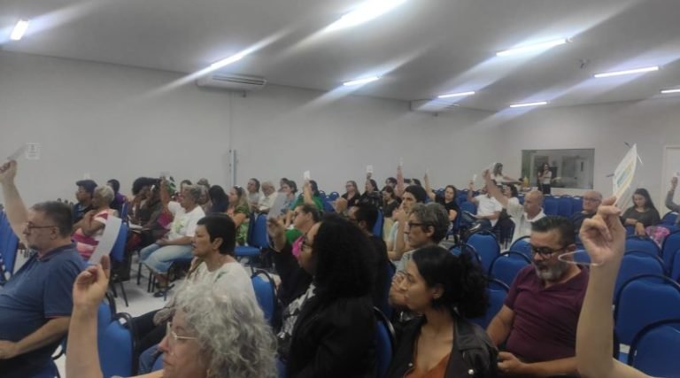 Agentes culturais de Tubarão discutem metas do Plano Municipal de Cultura