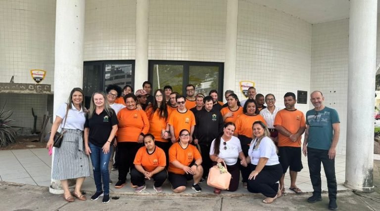 Visita de estudantes: Centro municipal de cultura Willy Zumblick