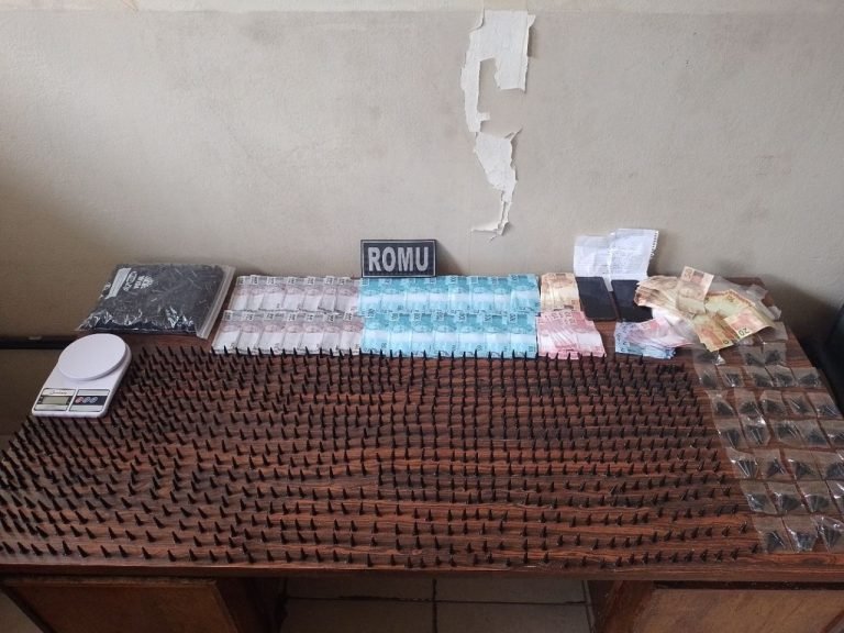 Casal preso por tráfico de drogas em Capivari: Entorpecentes apreendidos no Bairro Moreto