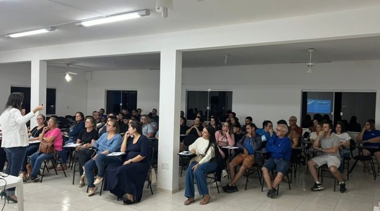 Curso faça do atendimento uma ótima experiência: Capacitação de comerciantes em Nova Brasília