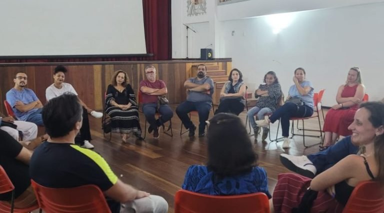 Maricelia Brito de Souza é eleita presidente do Conselho Municipal de Políticas Culturais de Laguna