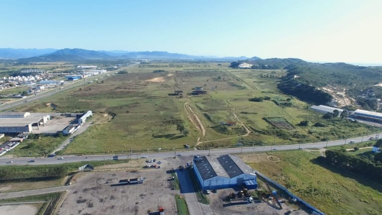 Concessão da ZPE de Imbituba: estudos iniciados por quatro grupos empresariais