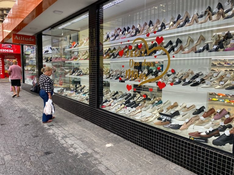 Comércio de Tubarão tem horários especiais para o Dia das Mães