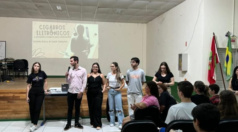 Palestras educativas na Escola Saul Ulyssea promovem conscientização sobre saúde